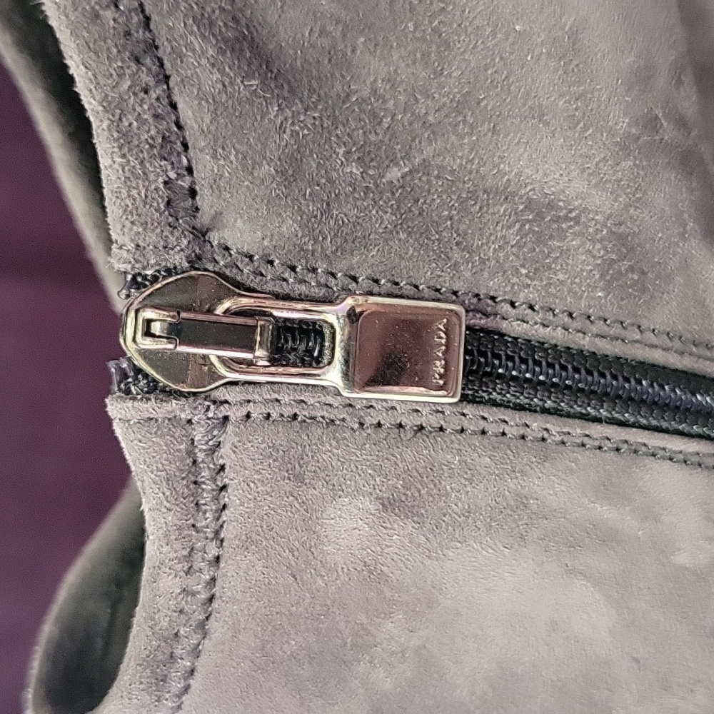 PRADA!!! flawless grey suede ankle booties leather boots - Picture 4 of 11